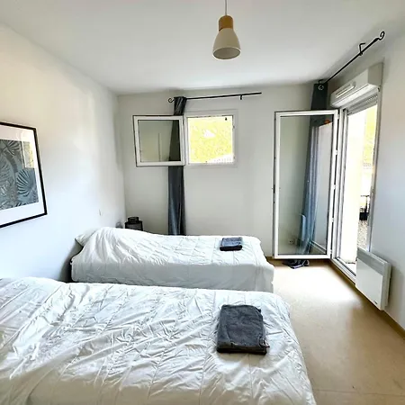 F26 Les Naiades- 1 Bedroom For 4 People ! * 아벤느